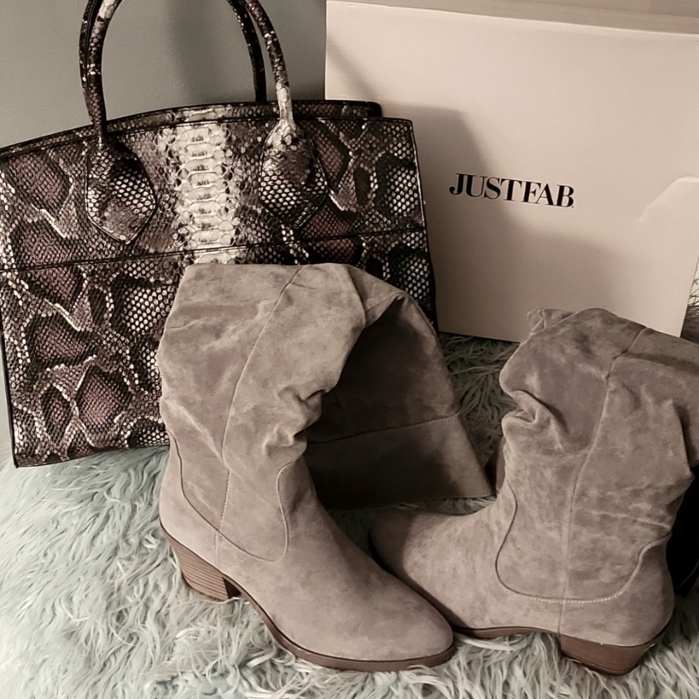 Over the knee boots and bag
